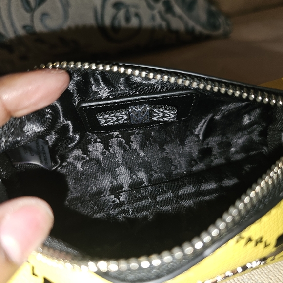 NWOT K arl Lagerfeld Barrel Wristlet